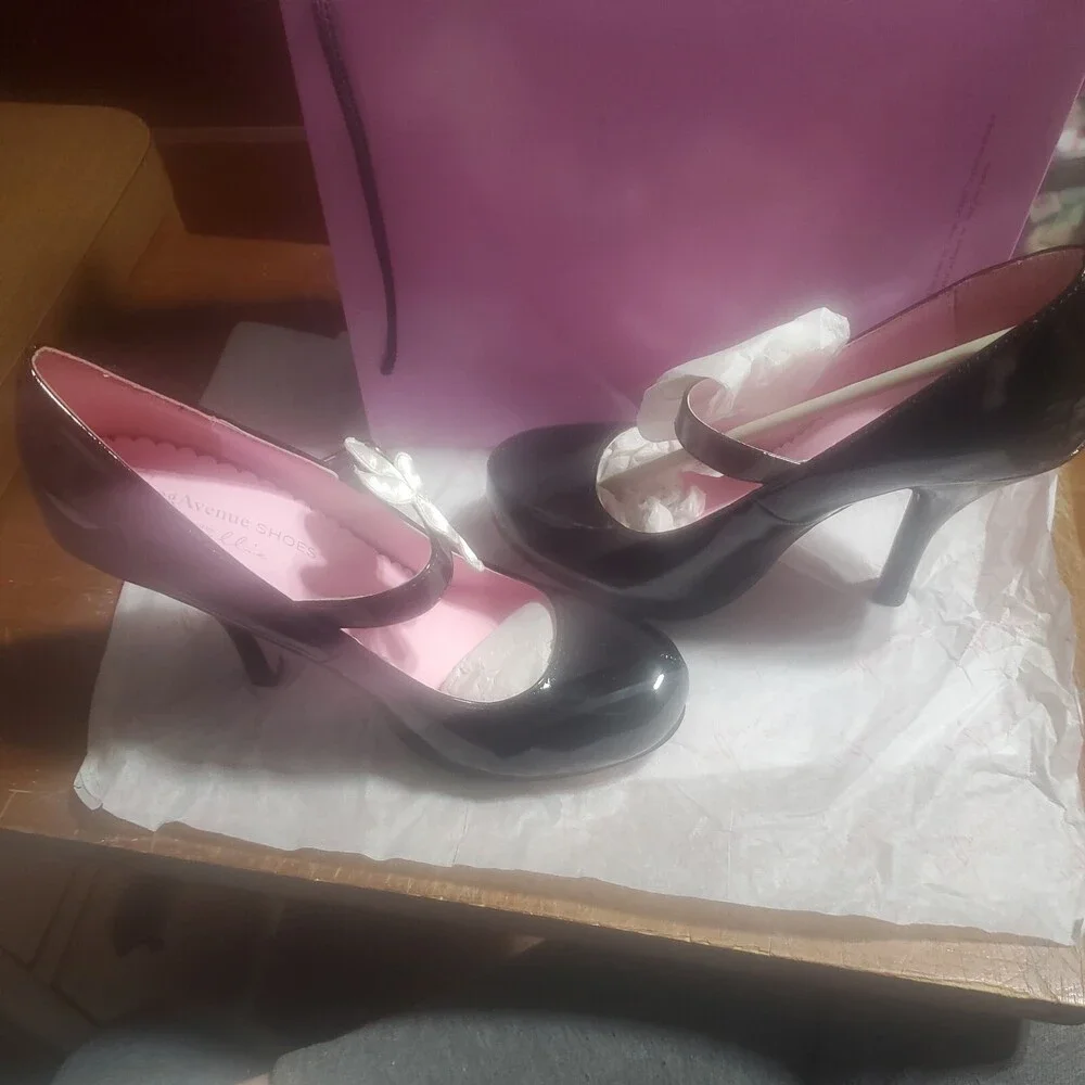 XX 423 Leg Avenue Shoes By Ellie Daisy Pumps